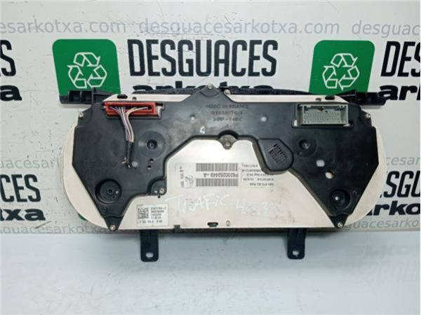 CUADRO INSTRUMENTOS Renault Trafic II Combi (04.2001-) 1.9 27 CN Combi6 acristalado parcial [1,9 Ltr. - 74 kW Diesel] - 