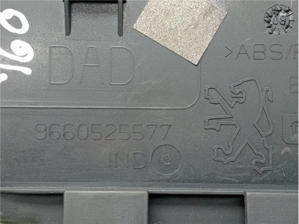 PANTALLA NAVEGADOR Peugeot 308 (2007-) 1.4 Confort [1,4 Ltr. - 70 kW 16V VTi CAT (8FS / EP3)] - 38476 / 9660525577
