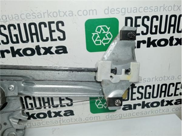 MOTOR ELEVALUNAS DEL. DCHO. Peugeot 308 (2007-) 1.4 Confort [1,4 Ltr. - 70 kW 16V VTi CAT (8FS / EP3)] - 38477 / 9657247
