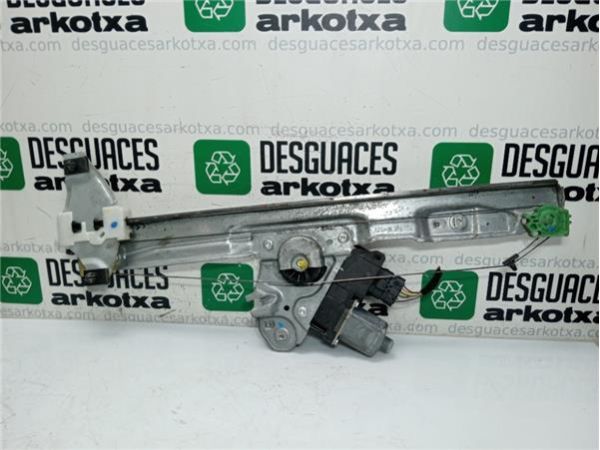 MOTOR ELEVALUNAS DEL. IZDO. Peugeot 308 (2007-) 1.4 Confort [1,4 Ltr. - 70 kW 16V VTi CAT (8FS / EP3)] - 38478 / 9657247