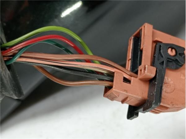 RETROVISOR ELECTRICO DCHO. Peugeot 407 (2004-) 2.0 ST Sport [2,0 Ltr. - 100 kW 16V HDi FAP] - 38499