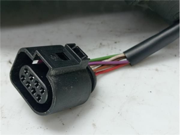 RETROVISOR ELECTRICO IZDO. Seat Leon (1P1)(05.2005-) 2.0 Stylance / Style [2,0 Ltr. - 103 kW TDI] - 38525