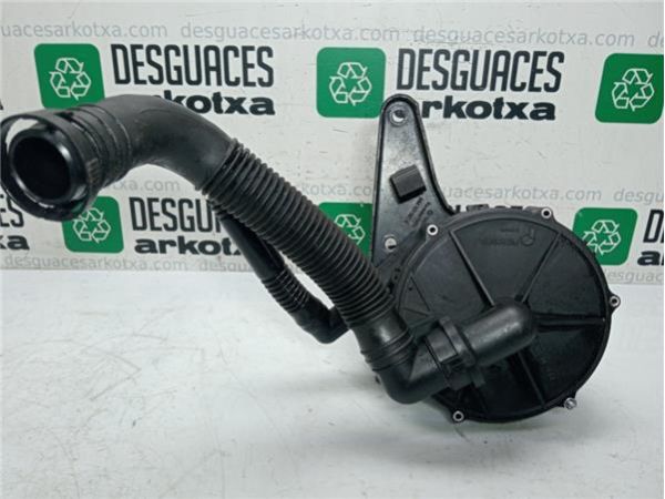 BOMBA DE AIRE Volkswagen New Beetle Berlina (9C1/1C1)(1999-) 2.0 [2,0 Ltr. - 85 kW] - 38529 / 06A959253