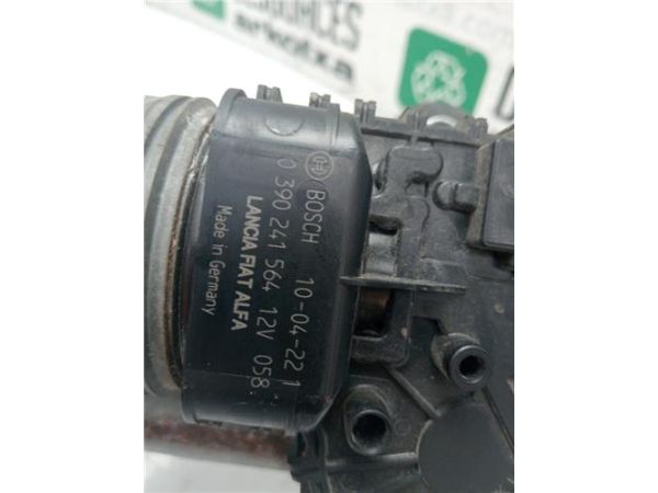 MOTOR LIMPIAPARABRISAS DEL. Fiat II Doblò (263) Cargo (2010-) 1.3 Basis Furgón [1,3 Ltr. - 66 kW 16V JTD CAT] - 38634 