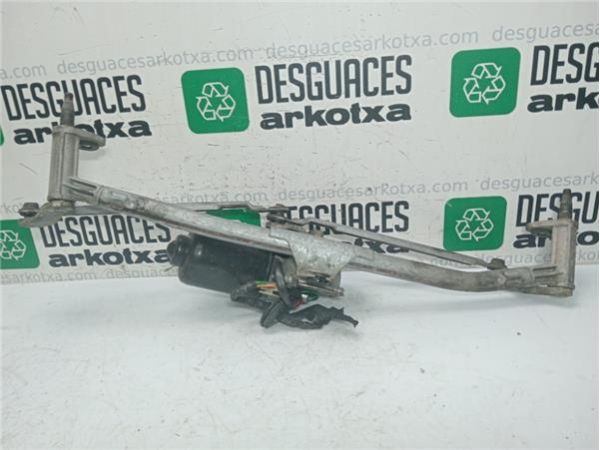 MOTOR LIMPIAPARABRISAS DEL. Volkswagen New Beetle Berlina (9C1/1C1)(1999-) 2.0 [2,0 Ltr. - 85 kW] - 38692 / 1C1955023A