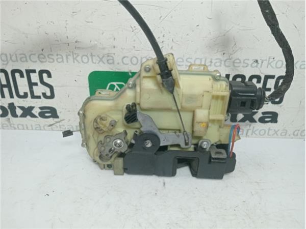 CERRADURA PUERTA DEL. IZDA. Volkswagen New Beetle Berlina (9C1/1C1)(1999-) 2.0 [2,0 Ltr. - 85 kW] - 38694 / 117695103