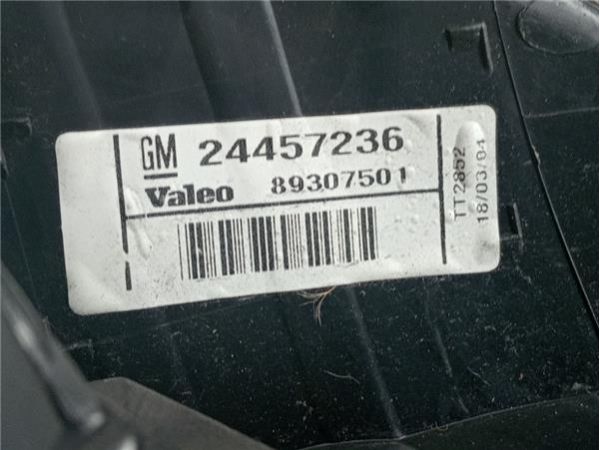 PILOTO TRA. DCHO. Opel Corsa C (2000-) 1.2 Elegance [1,2 Ltr. - 55 kW 16V CAT (Z 12 XE / LW4)] - 38700 / 24457236