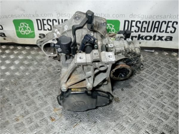 CAJA CAMBIOS MANUAL Volkswagen New Beetle Berlina (9C1/1C1)(1999-) 2.0 [2,0 Ltr. - 85 kW] - 38750 / 02J301107C