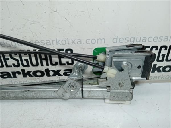 MOTOR ELEVALUNAS DEL. IZDO. Seat Altea 1.6 TDI XL (5P5) 105CV (2009-2015) (77 KW) - 39028 / 5P0837401AC