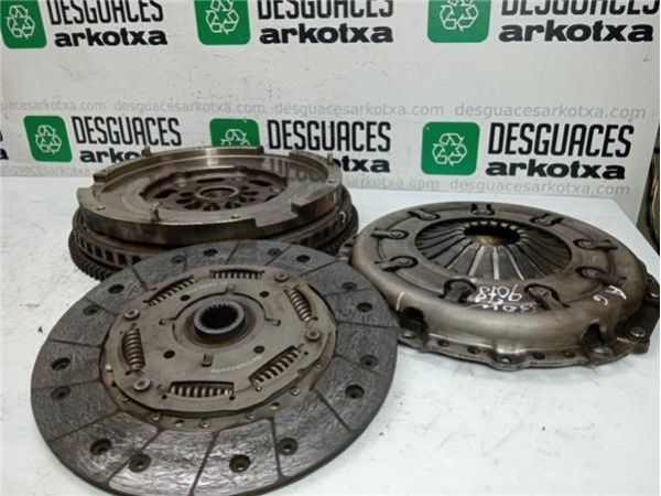 KIT EMBRAGUE COMPLETO Audi A6 Berlina (4F2)(2004-) 2.4 [2,4 Ltr. - 130 kW V6 24V CAT (BDW)] - 39035 / Luk