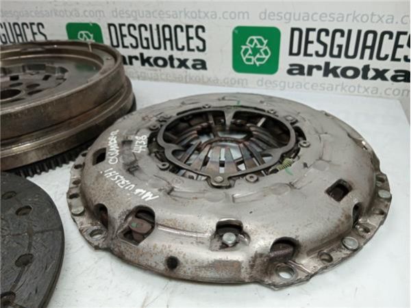 KIT EMBRAGUE COMPLETO Mitsubishi Outlander (CW0)(2007-) 2.2 DI-D Kaiteki Plus [2,2 Ltr. - 115 kW DI-D CAT] - 39039 / 964
