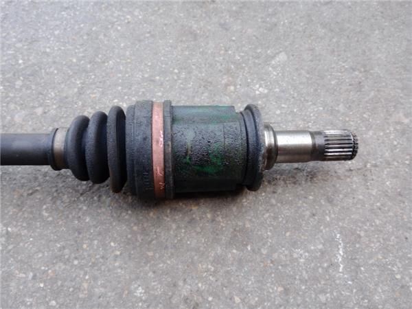 PALIER TRA. IZDO. Mitsubishi Outlander (CW0)(2007-) 2.0 DI-D Invite [2,0 Ltr. - 103 kW DI-D CAT] - 39052