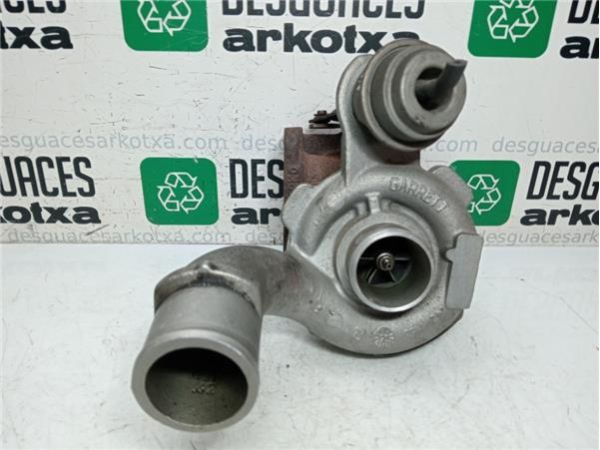 TURBO Renault Trafic II Combi (04.2001-) 1.9 27 CN Combi6 acristalado parcial [1,9 Ltr. - 74 kW Diesel] - 39092 / GT1549