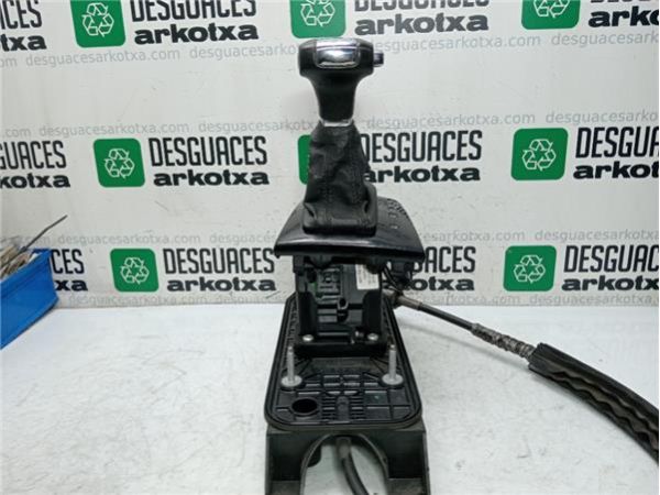 SELECTOR DE CAMBIO Skoda Superb 2.0 TDI COMBI II (3T5) 4X4 140CV (09-15) (103 KW) - 39104 / 3C1713025AC   5K0713061
