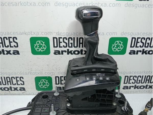 SELECTOR DE CAMBIO Skoda Superb 2.0 TDI COMBI II (3T5) 4X4 140CV (09-15) (103 KW) - 39104 / 3C1713025AC   5K0713061