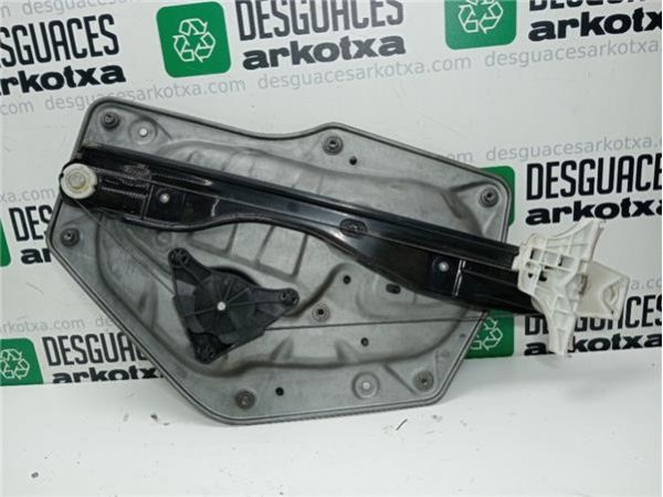 MOTOR ELEVALUNAS TRA. DCHO. Skoda Superb 2.0 TDI COMBI II (3T5) 4X4 140CV (09-15) (103 KW) - 39209 / 8K0959812A   8X0959