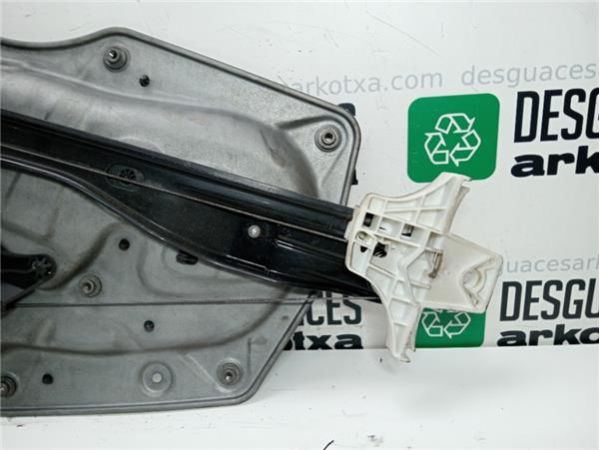 MOTOR ELEVALUNAS TRA. DCHO. Skoda Superb 2.0 TDI COMBI II (3T5) 4X4 140CV (09-15) (103 KW) - 39209 / 8K0959812A   8X0959