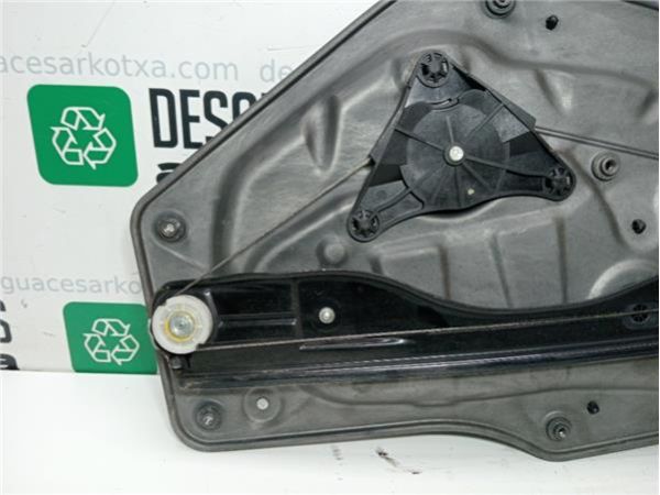 MOTOR ELEVALUNAS TRA. IZDO. Skoda Superb 2.0 TDI COMBI II (3T5) 4X4 140CV (09-15) (103 KW) - 39210 / 8K0959811A   8X0969