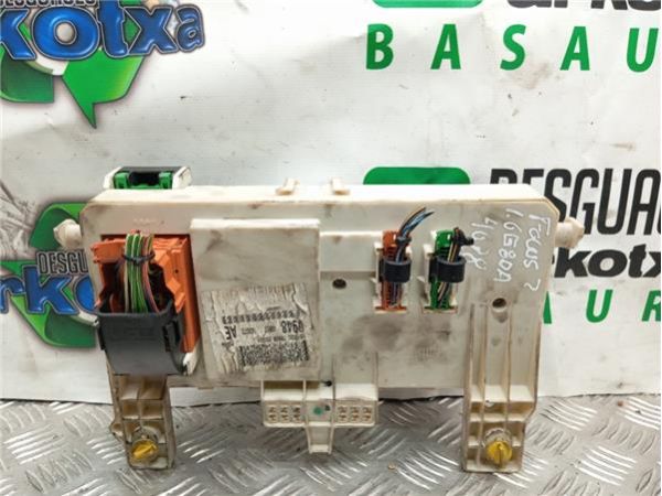 CAJA FUSIBLES/RELE Ford Focus Berlina (CAP)(08.2004-) 1.6 Sport [1,6 Ltr. - 80 kW TDCi CAT] - 39248 2