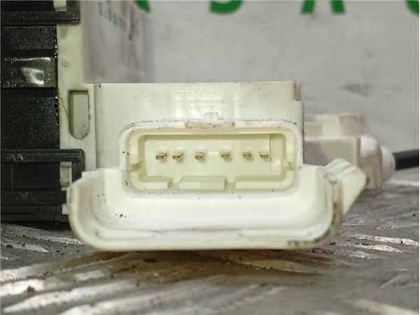 CERRADURA PUERTA DEL. DCHA. Citroen C4 Berlina (06.2004-) 1.6 SX [1,6 Ltr. - 80 kW 16V CAT (NFU / TU5JP4)] - 39257