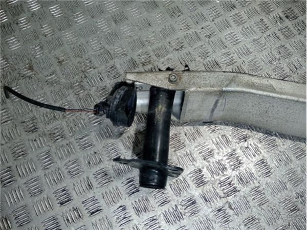 TRAVIESA PARAGOLPES DEL. Audi A4 2.0 TDI (B7) (8E) 140CV (2004-2008) (103 KW) - 39302