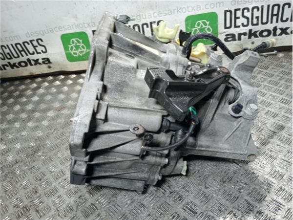 CAJA CAMBIOS MANUAL Renault Megane III Sport Tourer (2009-) 1.6 Privilege [1,6 Ltr. - 96 kW dCi Diesel FAP] - 39305 / ND