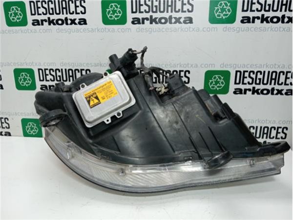 FARO XENON IZDO. Chrysler Grand Voyager (RT)(2008-) 2.8 LX [2,8 Ltr. - 120 kW CRD CAT] - 39325 / 05113339AD