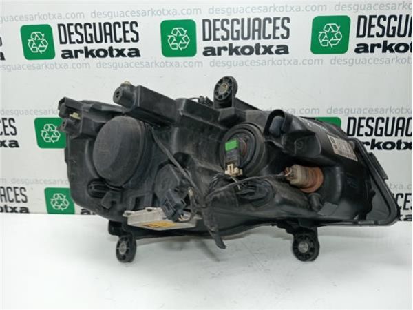 FARO XENON IZDO. Chrysler Grand Voyager (RT)(2008-) 2.8 LX [2,8 Ltr. - 120 kW CRD CAT] - 39325 / 05113339AD