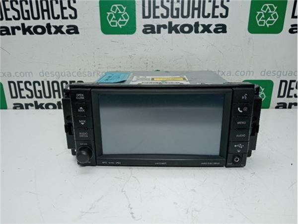 RADIO / CD Chrysler Grand Voyager (RT)(2008-) 2.8 LX [2,8 Ltr. - 120 kW CRD CAT] - 39330 / P05064760AD