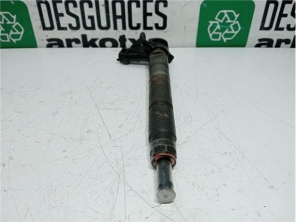 INYECTOR Chrysler Grand Voyager (RT)(2008-) 2.8 LX [2,8 Ltr. - 120 kW CRD CAT] - 39353 / A6MTDZP  CE6   070716  2122  15