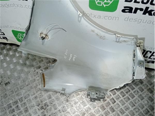 ALETA DEL. DCHA. Nissan NV200 1.5 DCI (M20N) 90CV (2011-...) (66 KW) - 39423