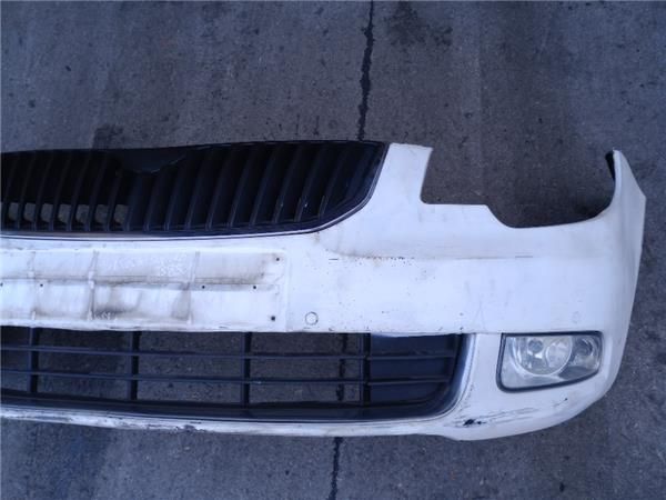 PARAGOLPES DEL. Skoda Superb 2.0 TDI COMBI II (3T5) 4X4 140CV (09-15) (103 KW) - 39717