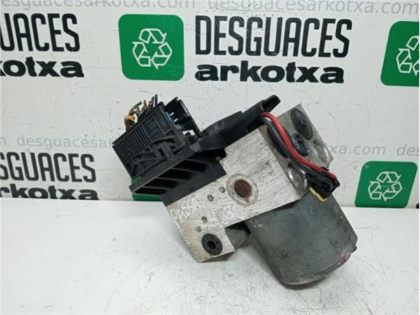 NUCLEO ABS Volkswagen Passat Berlina (3B3)(2000-) 2.0 Comfortline [2,0 Ltr. - 85 kW] - 39766 / 8E0614111T  0265202401  0 2