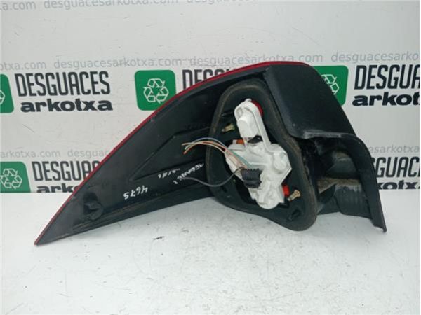PILOTO TRA. DCHO. Renault Megane II Classic Berlina (2003-) 1.9 Luxe Dynamique [1,9 Ltr. - 88 kW dCi Diesel] - 39876