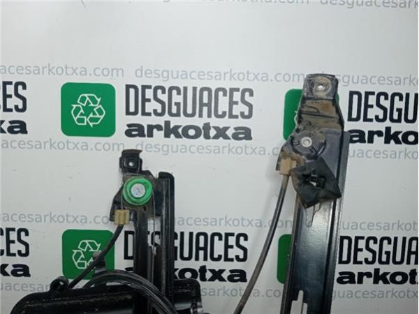 ELEVALUNAS ELECTRICO DEL. IZDO. Seat Leon (1P1)(05.2005-) 2.0 Stylance / Style [2,0 Ltr. - 103 kW TDI] - 39927 / 1T09597