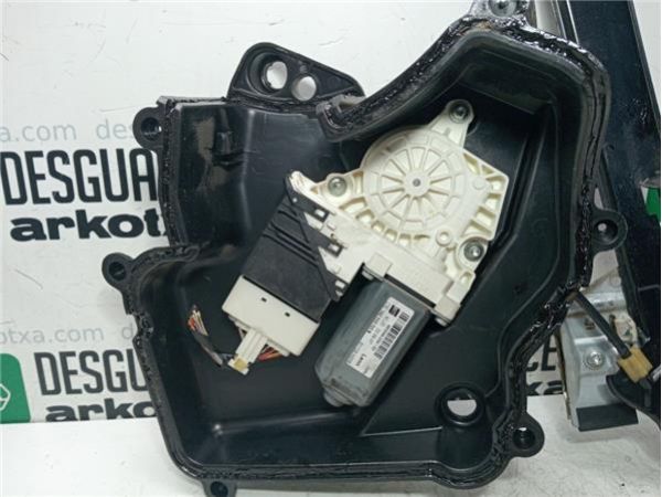 ELEVALUNAS ELECTRICO TRA. IZDO. Seat Leon (1P1)(05.2005-) 2.0 Stylance / Style [2,0 Ltr. - 103 kW TDI] - 39929 / 1K09597