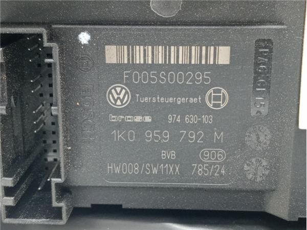 ELEVALUNAS ELECTRICO DEL. DCHO. Seat Leon (1P1)(05.2005-) 2.0 Stylance / Style [2,0 Ltr. - 103 kW TDI] - 39930 / 1T09597