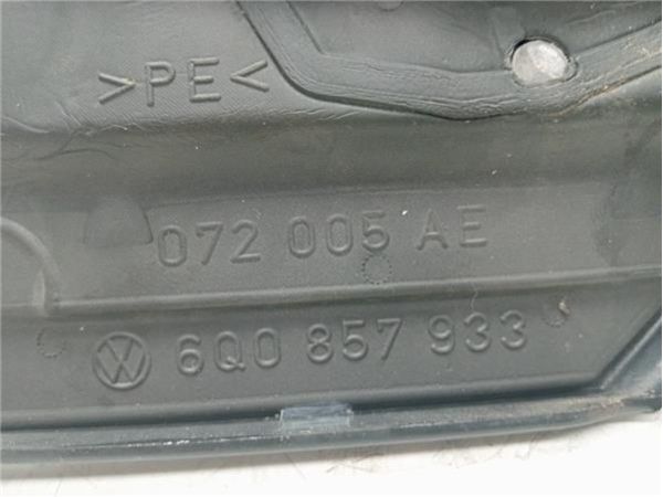RETROVISOR ELECTRICO IZDO. Volkswagen Polo IV (9N1)(11.2001-) 1.4 Trendline [1,4 Ltr. - 55 kW TDI] - 39962 / 6Q0857933  