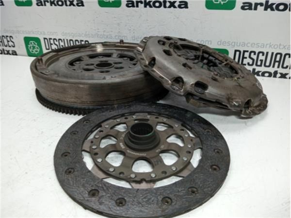 KIT EMBRAGUE COMPLETO BMW Serie 3 Berlina (E90)(2004-) 2.0 320i [2,0 Ltr. - 110 kW 16V CAT (N46)] - 40086 / BMW 21217573