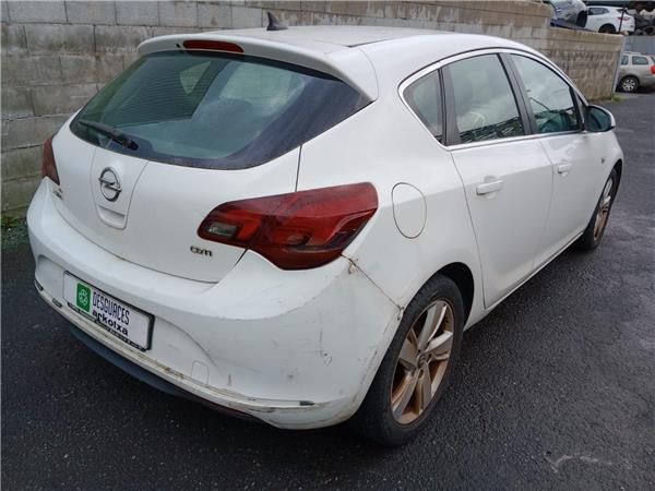 Opel Astra J Berlina 5p (12.2009->)1.7 Sportive [1,7 Ltr. - 96 kW 16V CDTI]  - 4717