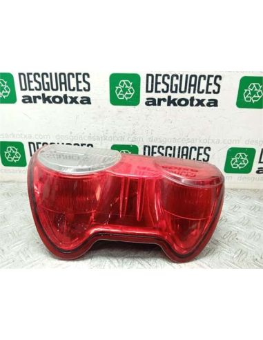 Piloto Trasero Derecho Nissan NV200 /Evalia 1.5 NV200 Combi Premium 2