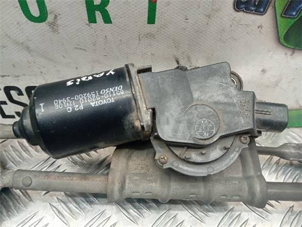 MOTOR LIMPIAPARABRISAS DEL. Toyota Yaris 1.4 TD (1999-2005) (55 KW) - 26548 / 1ND TV