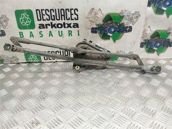 MOTOR LIMPIAPARABRISAS DEL. Volkswagen Passat 1.9 TDI (3B3) (85 KW) - 26566 / AJM 2