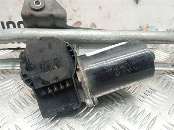 MOTOR LIMPIAPARABRISAS DEL. Volkswagen Passat 1.9 TDI (3B3) (85 KW) - 26566 / AJM
