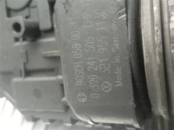MOTOR LIMPIAPARABRISAS DEL. Volkswagen Passat 1.9 TDI (96 KW) - 26569 / AVF