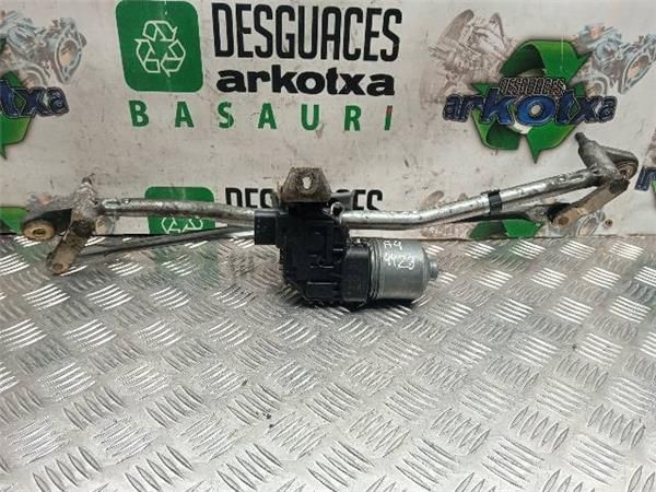 MOTOR LIMPIAPARABRISAS DEL. Audi A4 1.8  TURBO (8E) (110 KW) - 26584 / AVJ