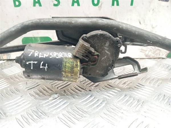 MOTOR LIMPIAPARABRISAS DEL. Volkswagen Transporter 2.5 TDI T4 (65 KW) - 26616 / AJT
