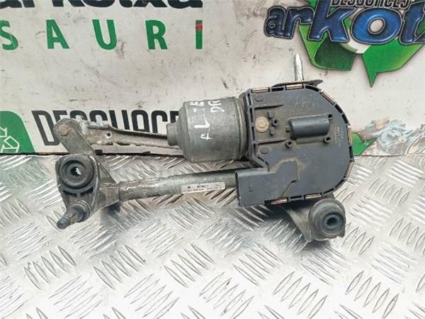 MOTOR LIMPIAPARABRISAS DEL. Seat Altea 1.6 TDI XL (5P5) 105CV (2009-2015) (77 KW) - 26628 / CAY 2