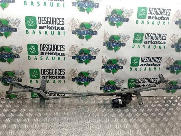 MOTOR LIMPIAPARABRISAS DEL. Mercedes Vito 2.1 CDI 109 (W639) (65 KW) - 26672 / 646983