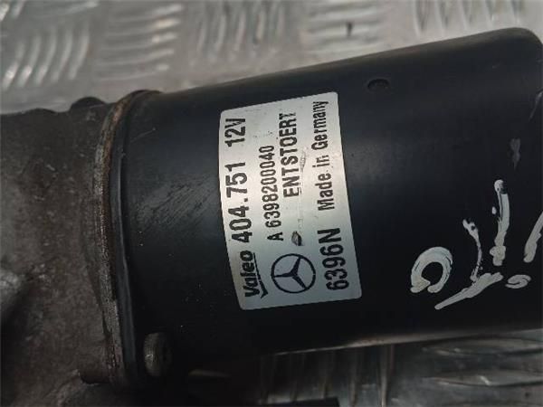 MOTOR LIMPIAPARABRISAS DEL. Mercedes Vito 2.1 CDI 109 (W639) (65 KW) - 26672 / 646983